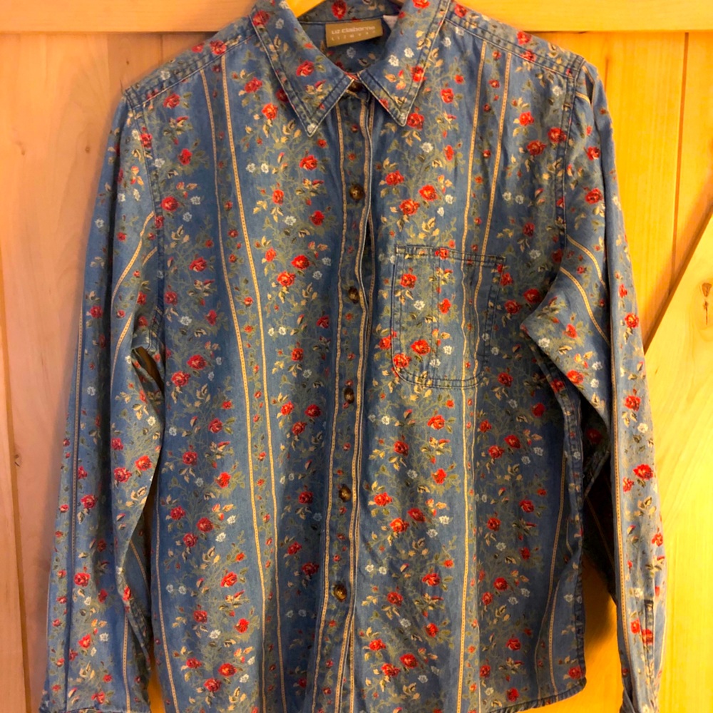 Liz Claiborne Liz Wear Floral Denim Button Up Top
